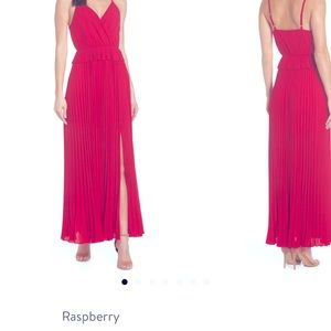 Ali & Jay Pleated Maxi Dress-like new